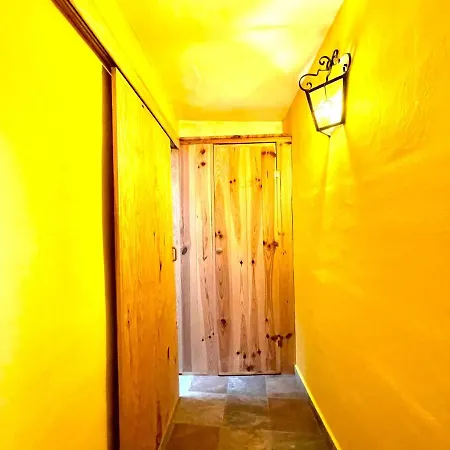 Bonito Apartamento De Un Dormitorio Con Terraza, Solarium Y Vistas Al Mar * ガラチコ