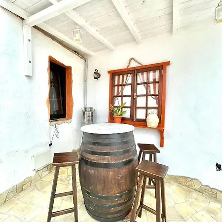 Bonito Apartamento De Un Dormitorio Con Terraza, Solarium Y Vistas Al Mar Casa di campagna *