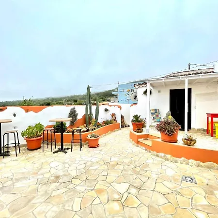 Bonito Apartamento De Un Dormitorio Con Terraza, Solarium Y Vistas Al Mar Casa di campagna