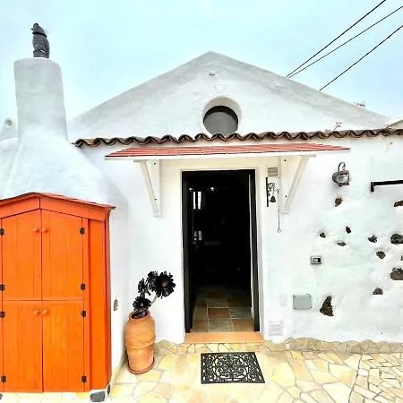 Bonito Apartamento De Un Dormitorio Con Terraza, Solarium Y Vistas Al Mar Casa di campagna *